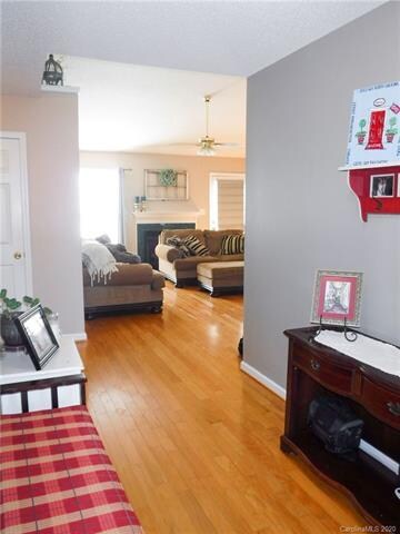 1845 Tennessee Ct, Lincolnton, NC 28092 - photo 3