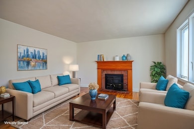 8 Crestview Dr, Westborough, MA 01581 - photo 2