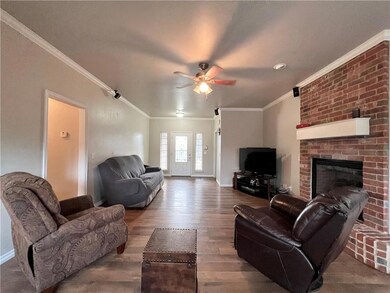 2304 Crooked Oak Ct, Shawnee, OK 74804 - photo 7