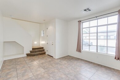 05-Front room 3