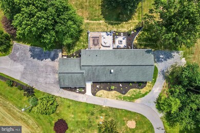 915 Black Gap Rd, Fayetteville, PA 17222 - photo 2