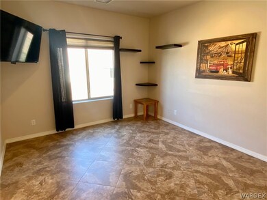 BEDROOM NEXT TO THE FIRE PLACE
