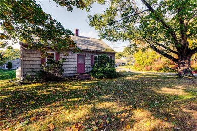 1 Larue Dr, Freeport, ME 04032 - photo 2