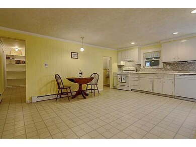 95 Thomas St, Woonsocket, RI 02895 - photo 7