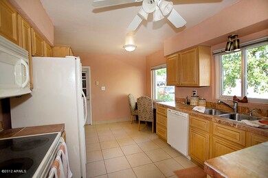 Eat In Kitchen