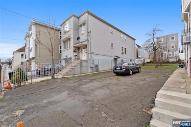 52 N 5th St, Newark, NJ 07107 - photo 7
