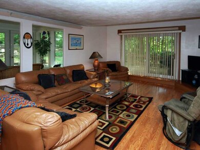 327 Gilbert Stuart Dr, East Greenwich, RI 02818 - photo 5