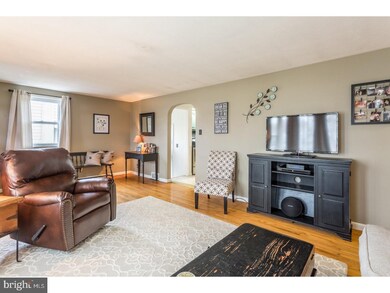 729 Fairmont Rd, Riegelsville, PA 18077 - photo 3