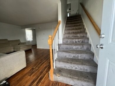 6 Lincoln Ct unit B, Lawrence, MA 01841 - photo 3