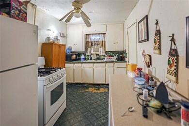 6523 Branford St, Houston, TX 77091 - photo 4