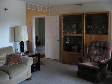 1011 E Center Cross St, Edinburgh, IN 46124 - photo 4