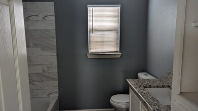 1103 W Willis St, Alvin, TX 77511 - photo 6