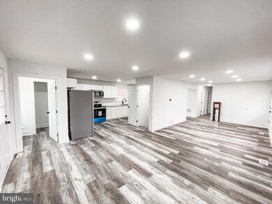 3 Center St, Saint Georges, DE 19733 - photo 6