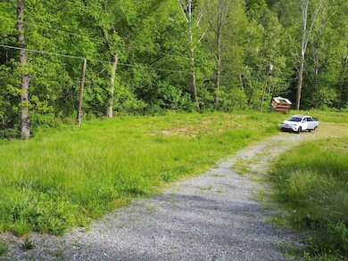 50 Wine Ln, West Union, WV 26456 - photo 2