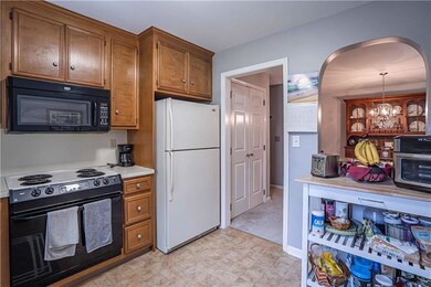 938 Cold Spring Rd unit 3, Allentown, PA 18103 - photo 5