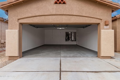 9144 S Whispering Pine Dr, Tucson, AZ 85756 - photo 7