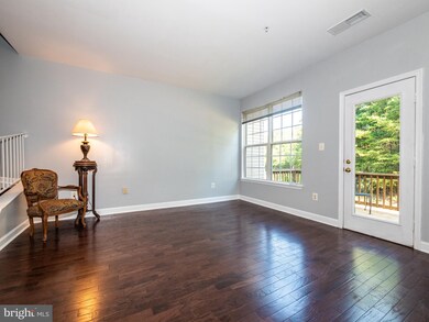 2716 Oak Leaf Ct, Odenton, MD 21113 - photo 6