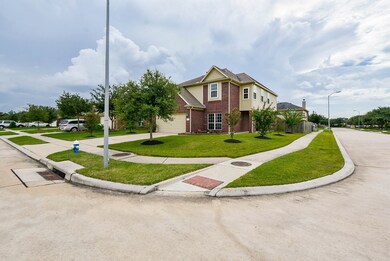 7839 Koloa River Ct, Houston, TX 77040 - photo 2
