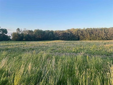 1018 Pelican Dr, Pulaski, WI 54162 - photo 2