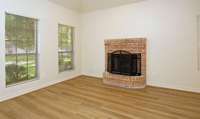 316 W Anderson St, Weatherford, TX 76086 - photo 5