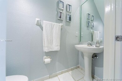 10970 NW 43rd Terrace, Doral, FL 33178 - photo 4