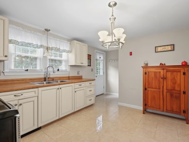 15 Fillmore St, South Weymouth, MA 02190 - photo 7