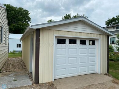 Single Detached garage