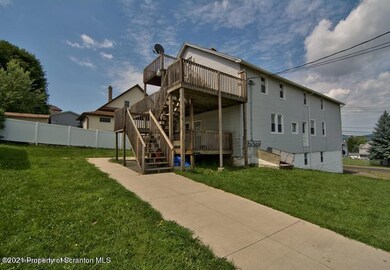 752 Dunmore St, Throop, PA 18512 - photo 3