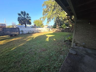 221 Chateaugay St NW, Fort Walton Beach, FL 32548 - photo 4