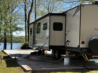 135 Southernaire Loop, Stewart, TN 37175 - photo 7