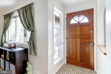 1506 Claridge Ave, Halethorpe, MD 21227 - photo 3