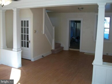 547 Saint Joseph St, Lancaster, PA 17603 - photo 2