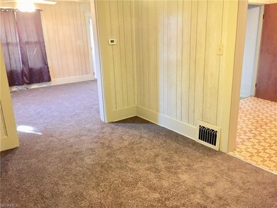 1654 Rowland Ave NE, Canton, OH 44705 - photo 7