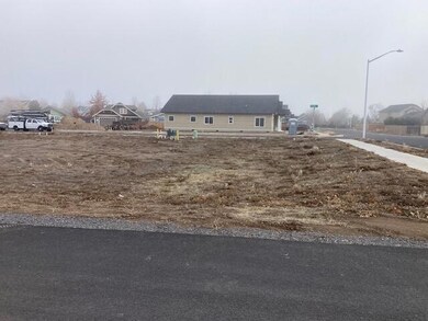 803 NW 18th Ct, Redmond, OR 97756 - photo 5