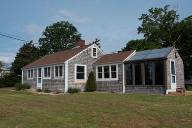 15 Ellis Exterior 1