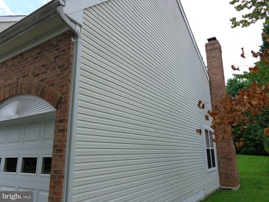 14516 Dolbrook Ln, Bowie, MD 20721 - photo 2