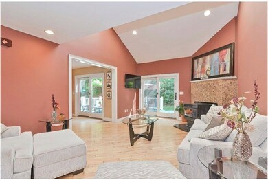 15 Holbrook Ln, Uxbridge, MA 01569 - photo 4