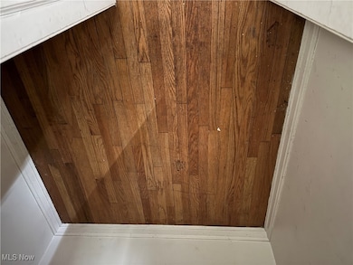 19239 Winslow Rd, Shaker Heights, OH 44122 - photo 6