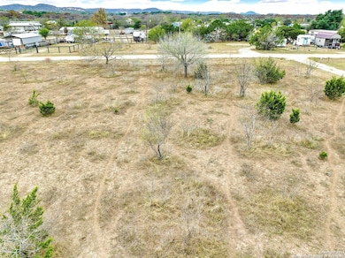 0 Mountain View Dr unit 1925928, Bandera, TX 78003 - photo 4