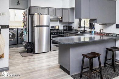 07-Kitchen_DMD_3142