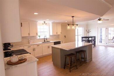 1391 W 126th St S, Jenks, OK 74037 - photo 5