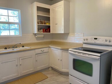 1535 Broach Ave, Albany, GA 31705 - photo 3