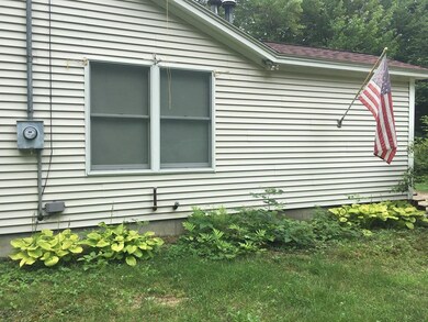 74 Parker Rd, Bethlehem, NH 03574 - photo 3