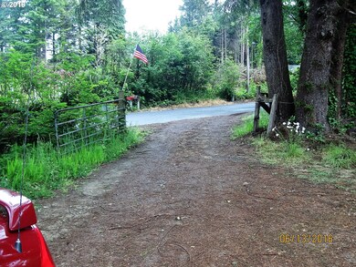 62323 Crown Point Rd, Coos Bay, OR 97420 - photo 5