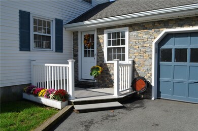 12 Sachem Rd, Riverside, RI 02915 - photo 4