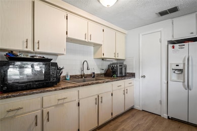 4312 Mesa Dr, New Port Richey, FL 34653 - photo 7