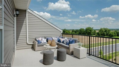 10905 Drummond Place, White Plains, MD 20695 - photo 2