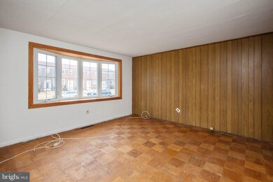 907 Circle Dr, Halethorpe, MD 21227 - photo 5