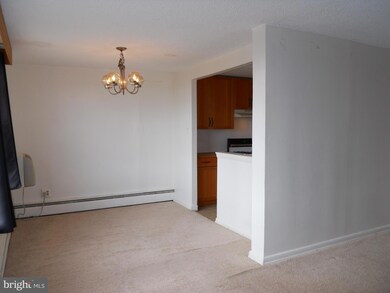 Radnor House unit 109, Bryn Mawr, PA 19010 - photo 4