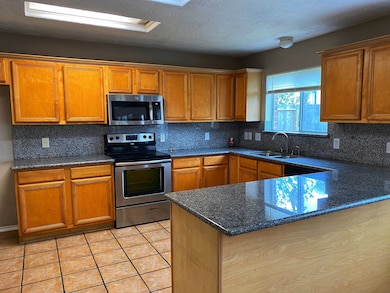 5109 Big Spring Dr, Pearland, TX 77584 - photo 4